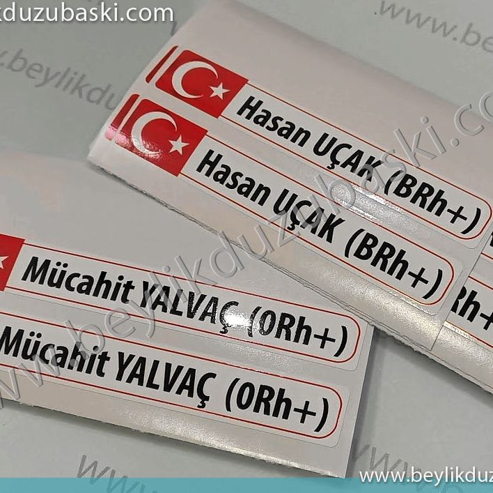 araba için kan grubu, etiket, türk bayraklı, isim soyisim ve kangurubu yazılı acil, dış mekan dayanıklı etiket