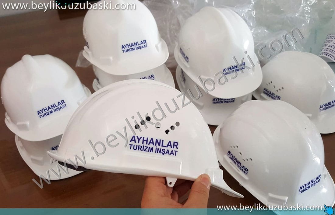 isim baskılı baret, logo baskılı baret, acil baret, kaliteli baret, dış mekan dayanıklı etiket baskı, baret üzeri, logo ve isim baskı, inşaat bareti, gübenlik bareti isim baskılı baret, logo baskılı baret, acil baret, kaliteli baret, dış mekan dayanıklı etiket baskı, baret üzeri, logo ve isim baskı, inşaat bareti, gübenlik bareti