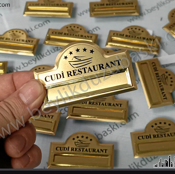 cudi restaurant, yaka isimliği, kaliteli yaka isimliği, içi değişen personel yaka kartı, adede göre fiyat alınız