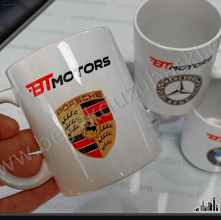 ofiste kullanım için yapılan, kupa bardak baskısı, araç marka logoları basılan, kupa bardak, kahve bardağı, çay bardağı, baskılı bardak, mug baskı, acil bardak baskı