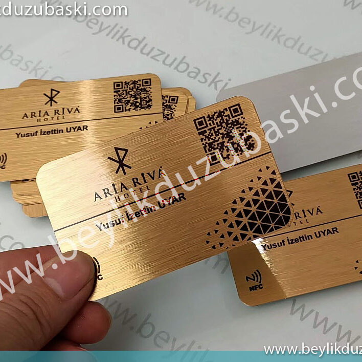 metal card printing, metal business card printing, small production possible, quality metal card printing, gold and silver color printing, different business cards