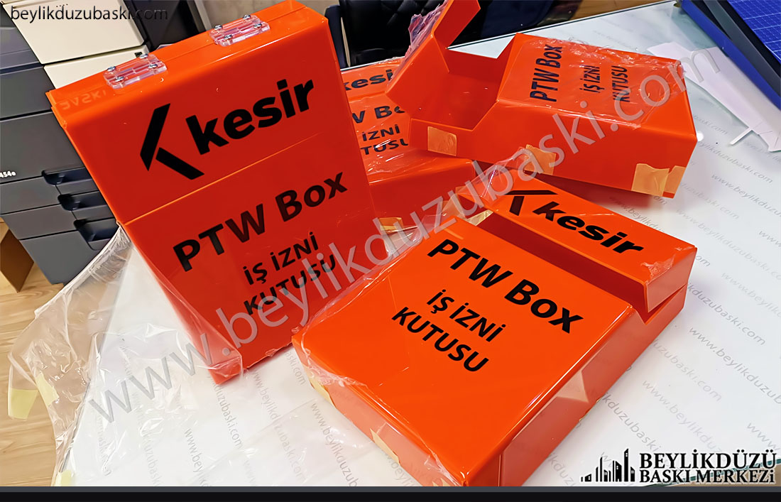 PTW Box, iş izni kutusu, msds kutusu, önemli evrak kutusu, işyeri için, makine kullanım kılavuzu ve yönetmelik evrakları kutusu, imalat, sipariş üzerine üretim, msds kutusu, plastik kutu, iş emri kutusu, PTW Box, iş izni kutusu, iş emri kutusu, makine kullanım evrak kılavuzları kutusu, imalat