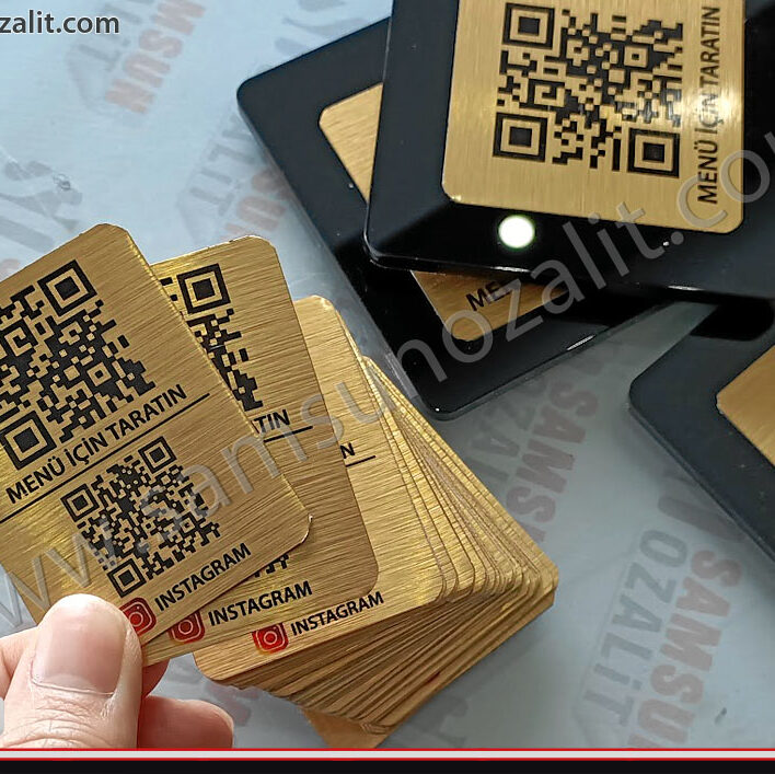 menu QR code printed tabletop label, aluminum product, durable, erasable, wear-resistant, scratch-resistant, quality product, hand-held QR code printing for tabletops and waiters, QR code printed metal tabletop menu plate for restaurants, cafes and buffets